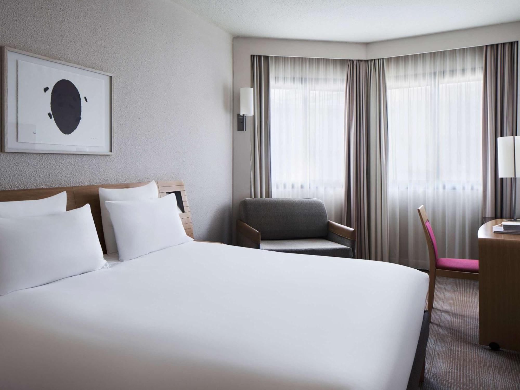 Novotel Athens Atenas Exterior foto
